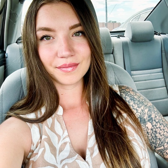 Meet the Posher - Picture 1 of 5